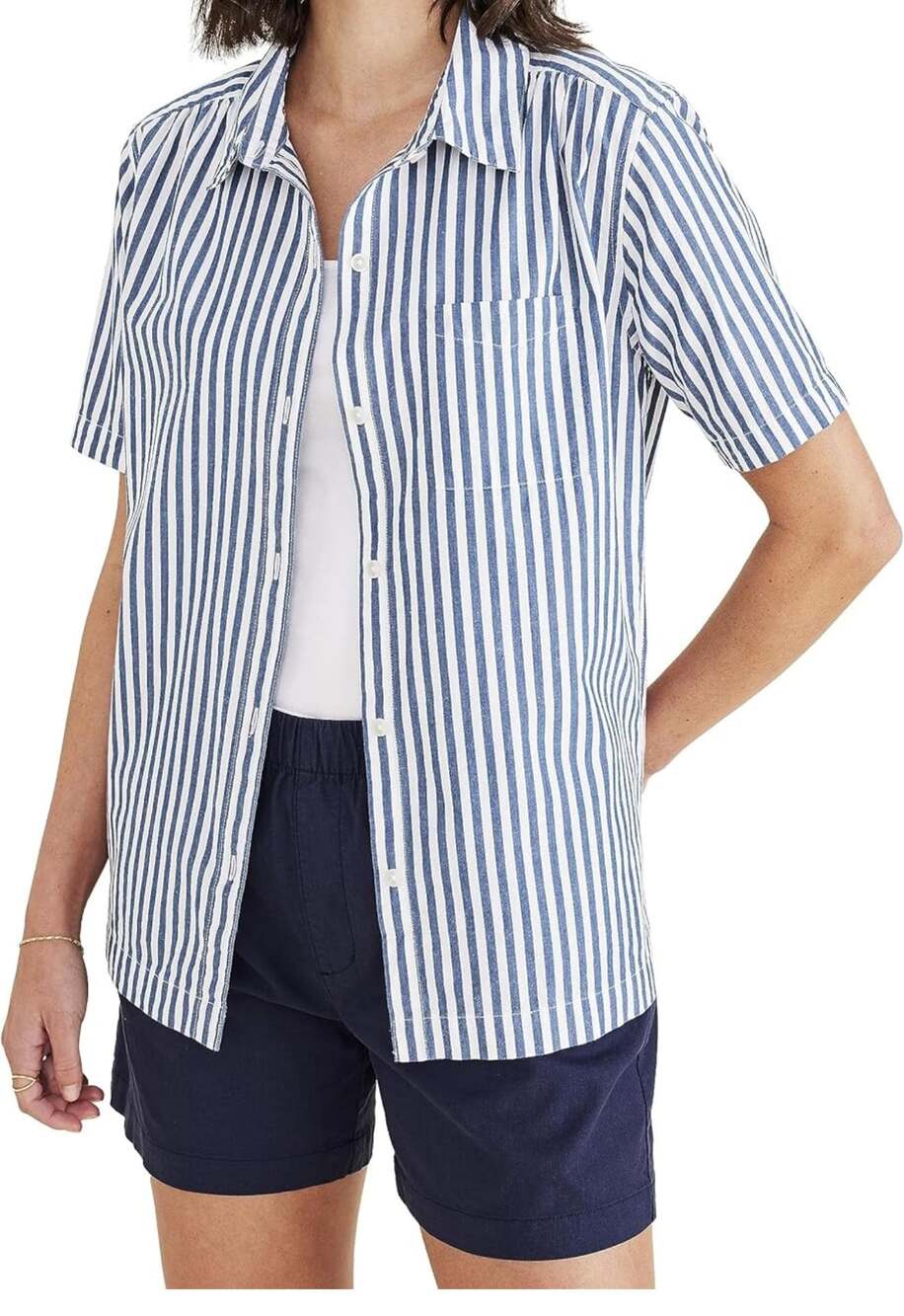 Dockers Women’s Regular Fit Short Sleeve Button Down Shirt NWT Medium